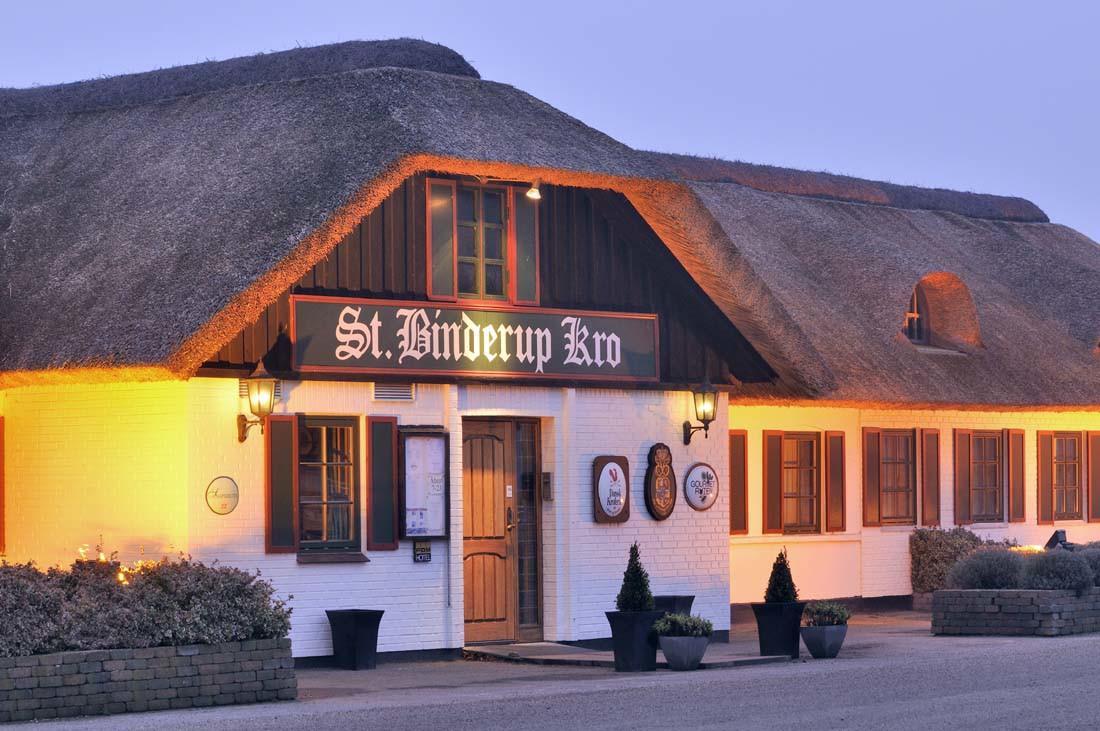 St. Binderup Kro Store Binderup Ngoại thất bức ảnh